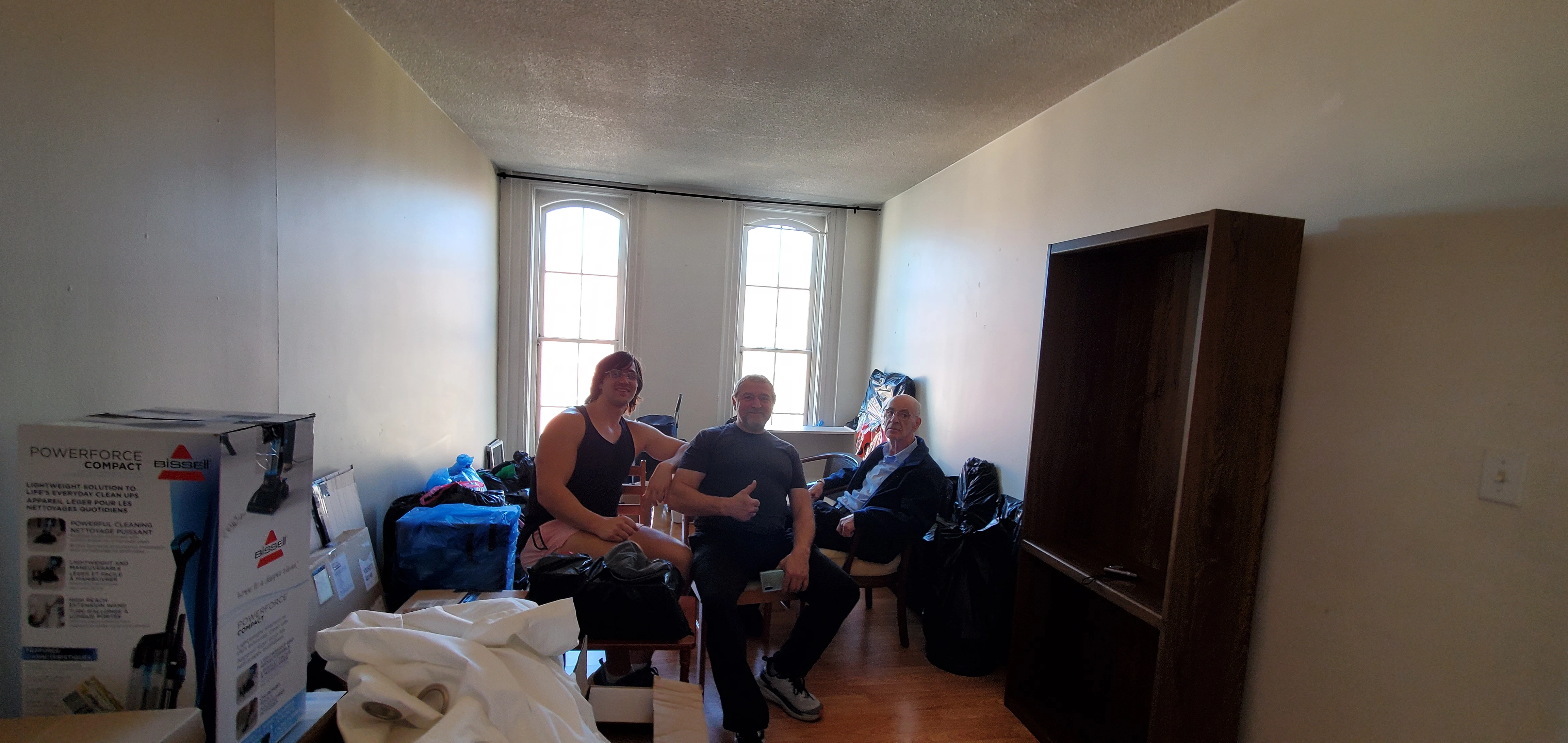 ChuckChuck Movers furniture blankets and wrap